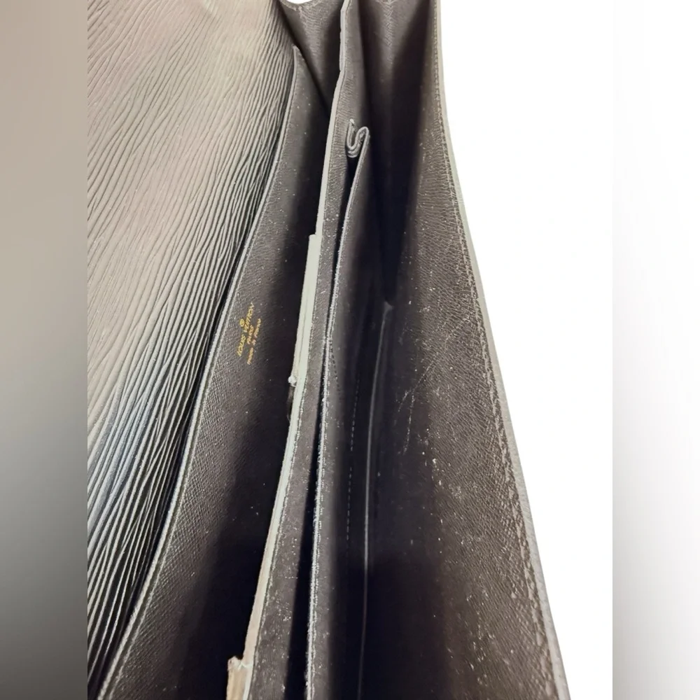 Vintage Louis Vuitton Black Epi Leather Briefcase w/ Key